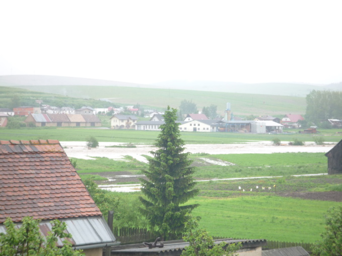 Fotogaléria Záplava v Ľubici 4.6.2010 /časť 4./ (28) Záplava v Ľubici 4.6.2010 /časť 4./