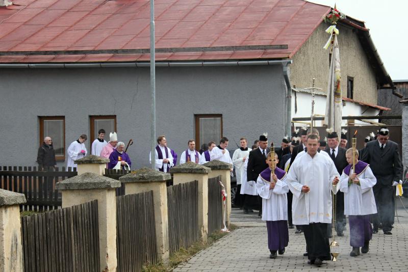 Fotogaléria Slávnostné požehnanie kostola Svätého Ducha 2015 (70) Slávnostné požehnanie kostola Svätého Ducha 2015