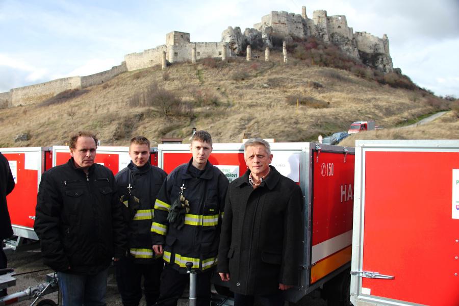 Fotogaléria Nové vybavenie pre hasičov (11) Nové vybavenie pre hasičov
